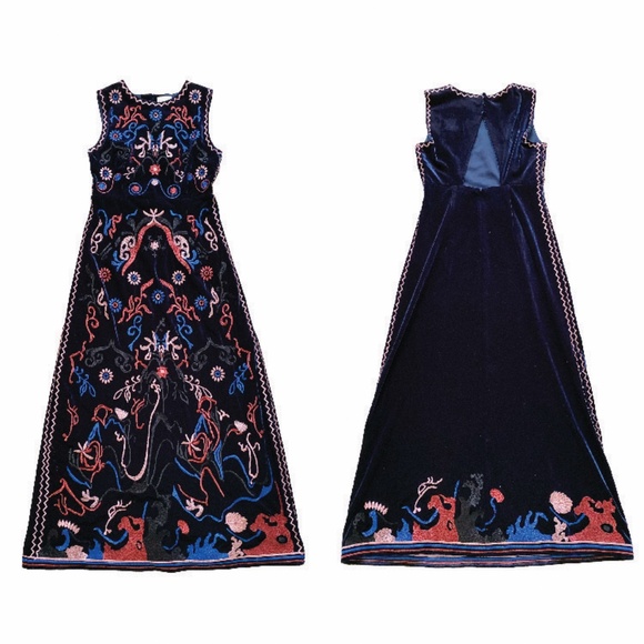 foxiedox Dresses & Skirts - FOXIEDOX Fuji Floral Embroidered Velvet Tea Length Dress Size 4 Navy Blue Midi